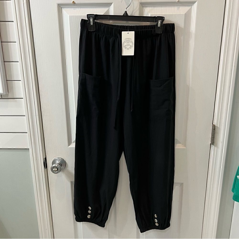Black Pocket-Tie Waist, button accent lightweight cotton blend pants size L nwt - Picture 5 of 13
